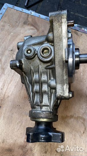 Раздаточная коробка Nissan X-Trail 4WD T31 MR20DE