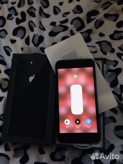 Телефон iPhone 8 plus