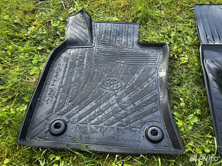 Коврики на camri