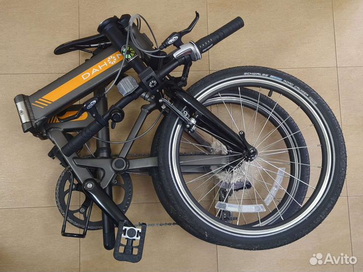 Dahon JET D9