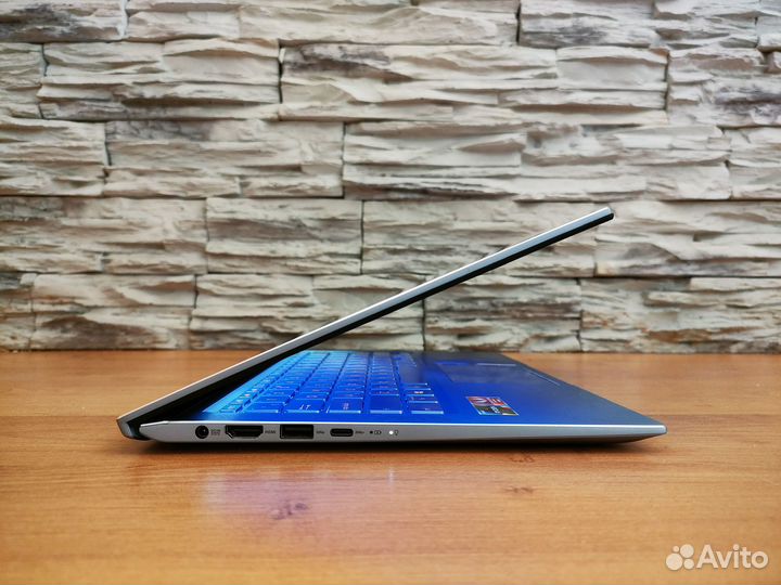 Asus ZenBook UM431D - Ryzen 5, 8Gb, SSD 256Gb, IPS
