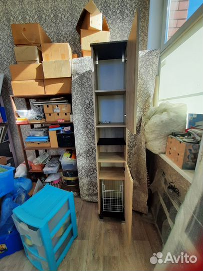 Шкаф пенал для ванной с корзиной