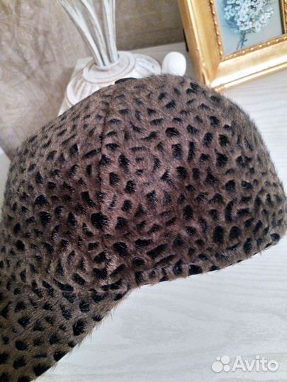 Кепка новая из искусственного меха нерпы