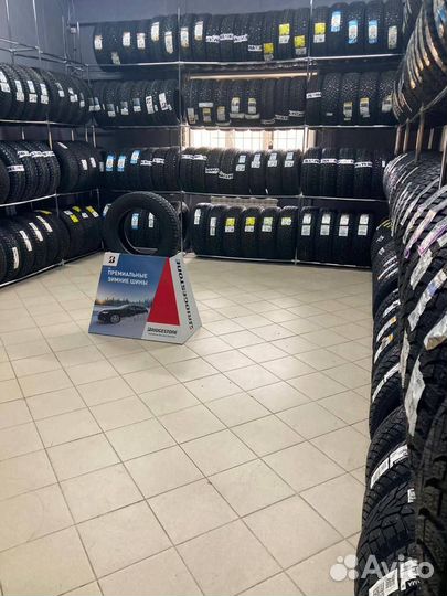 Kumho Crugen HP71 215/55 R18 95V