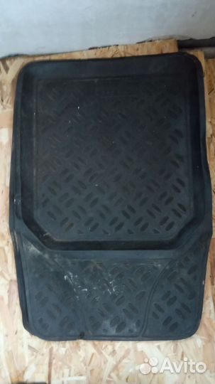 Коврики резиновые универсальные