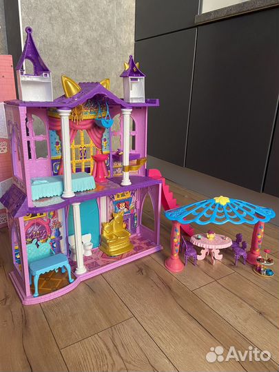 Кукольный домик