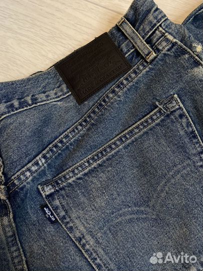 Джинсы levis