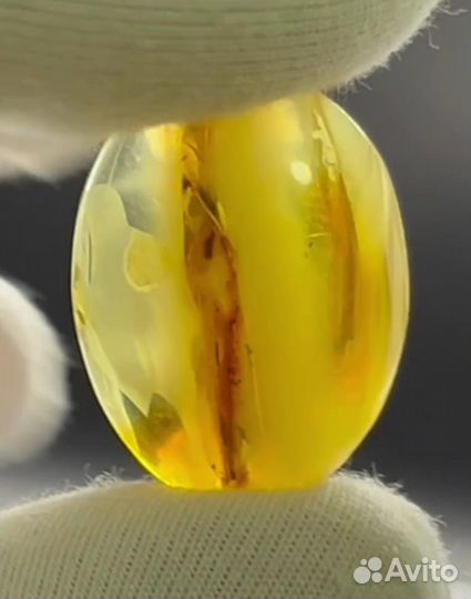 Янтарь (кабошон)