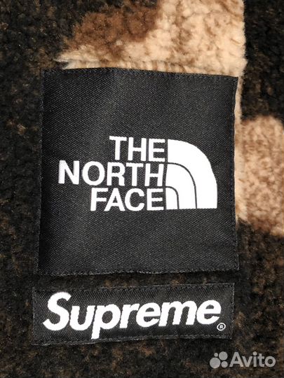 Supreme x The North Face