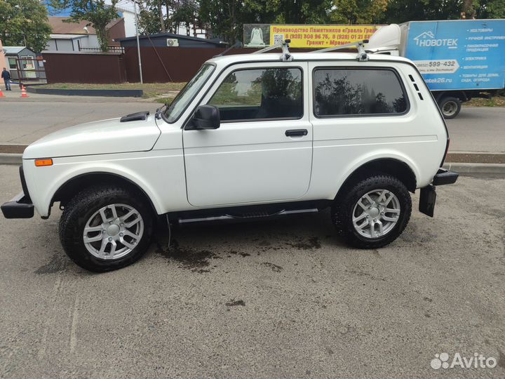 LADA 4x4 (Нива) 1.7 МТ, 2020, 24 450 км