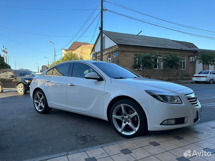 Opel Insignia 2.0 AT, 2012, 260 000 км