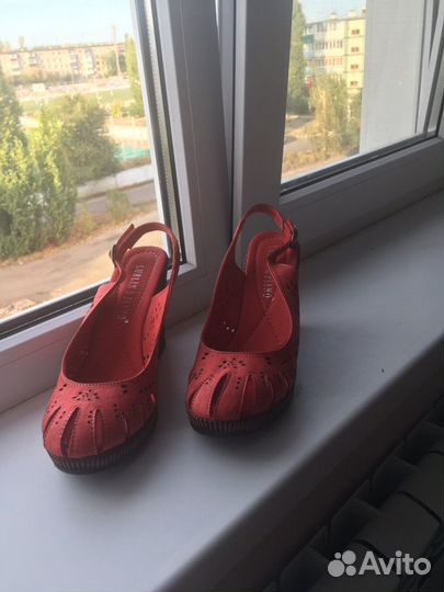 Босоножки