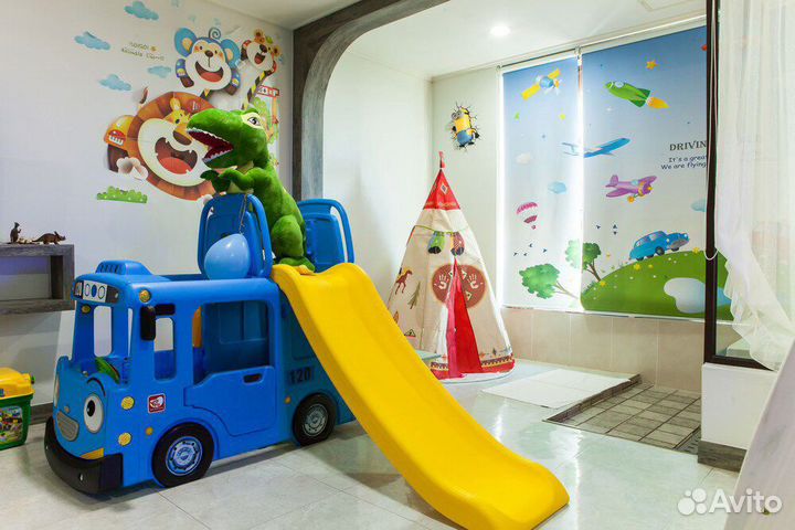 Комплекс автобус с горкой в проkat