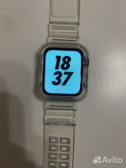 Часы apple watch se 40mm