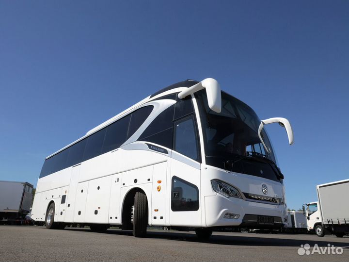 Туристический автобус Golden Dragon XML6129, 2024