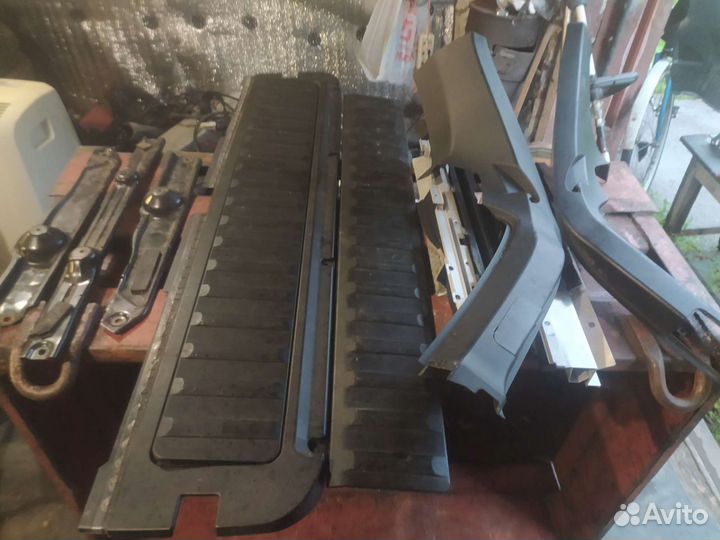 Обшивки багажника е53 х5