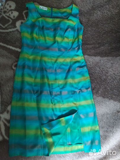 Платье женское 44