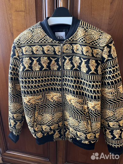 Бомбер мужской zara
