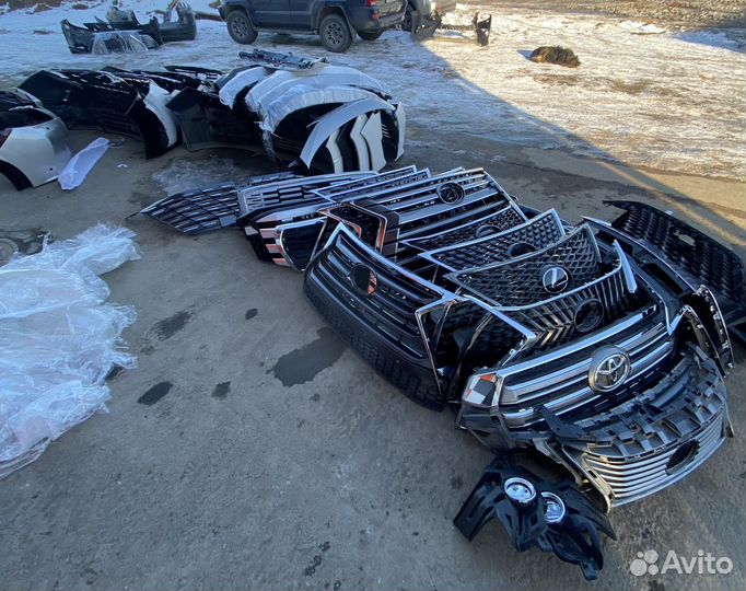 Решётка радиатора toyota land cruiser prado 150