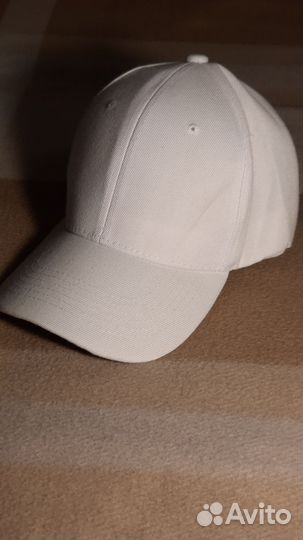 Кепка белая