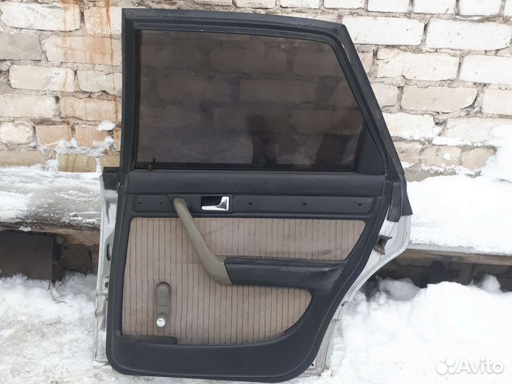 Задняя правая дверь ауди а6 с4