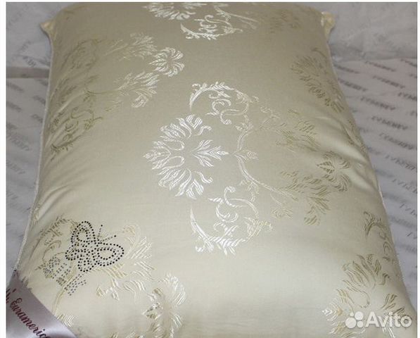 Подушка шелковая. Новая