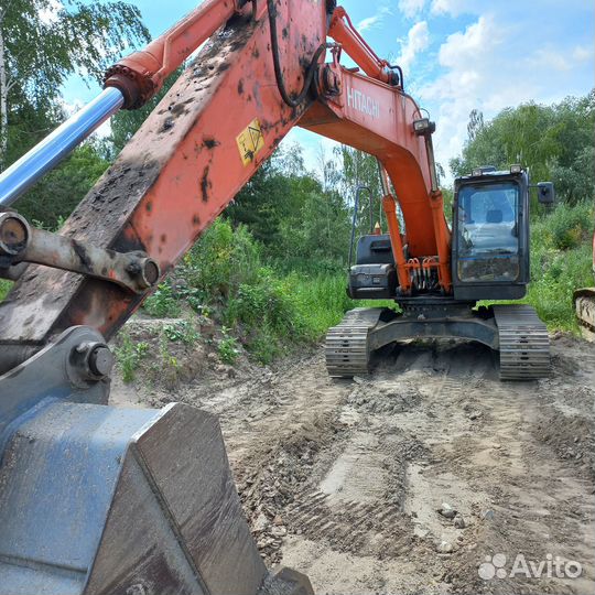 Гусеничный экскаватор Hitachi ZX240-5G, 2017