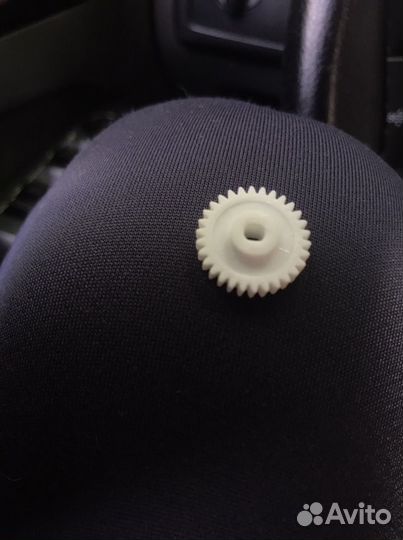 Шестеренка привода зеркал мазда Установлю продам