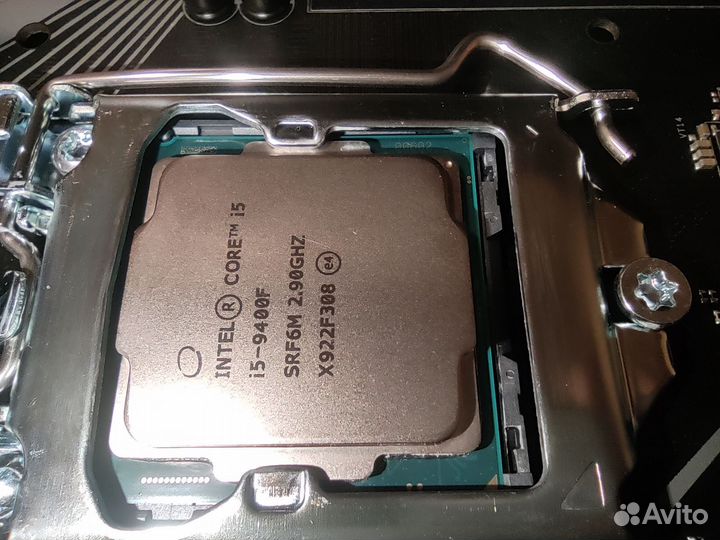 ASRock Fatal1ty H370 Performance + i5 9400f