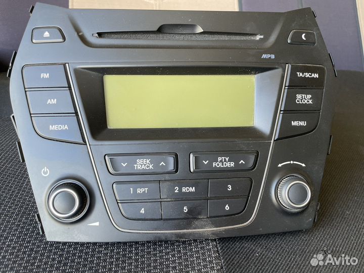 Продаю магнитолу хундай санта фэ