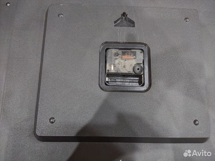 Часы настенные