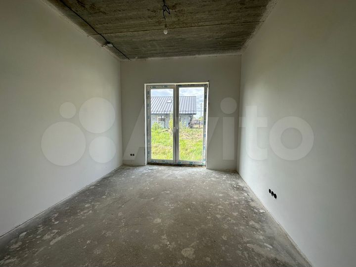 Дом 105 м² на участке 8,1 сот.