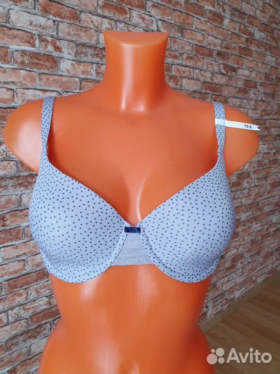 Бюстгальтер