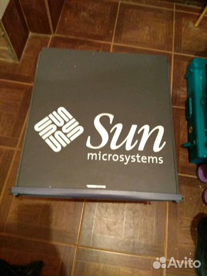 Сервер Sunfire V100