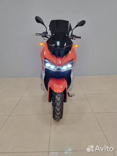 Скутер Мотомир Tracer ADV 125 куб(по документам 49