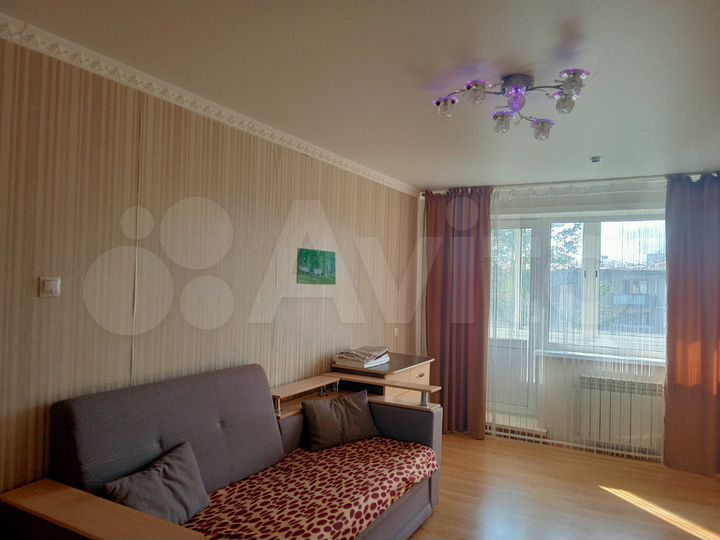 2-к. квартира, 50 м², 5/5 эт.