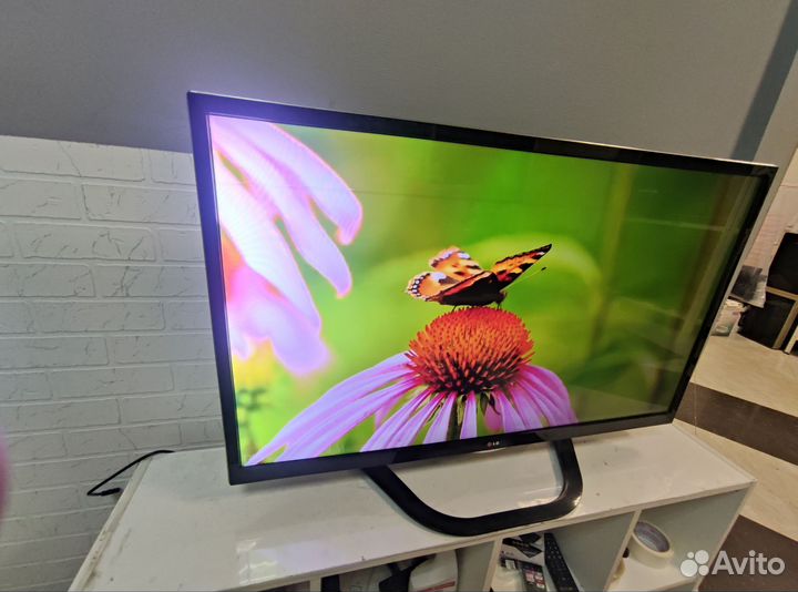 Метровый красочный LG, USB hdmi TV, 42