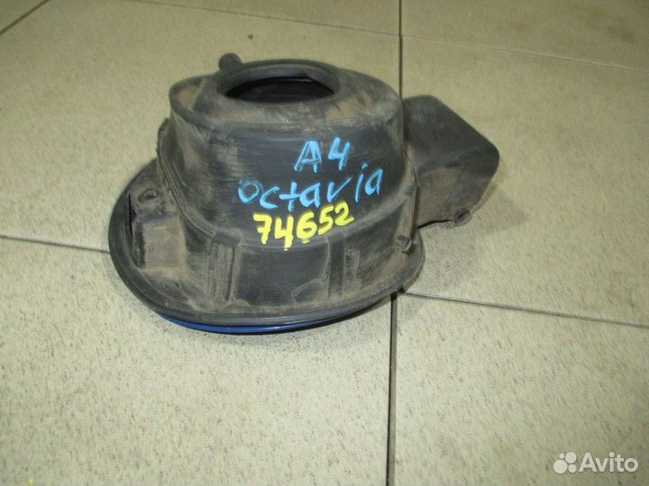 Лючок бензобака Skoda Octavia 1 (1U)