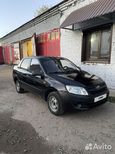 LADA Granta 1.6 МТ, 2013, 100 000 км
