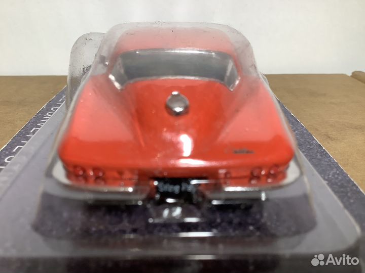 Модель автомобиля Chevrolet Corvette 1:43 деа