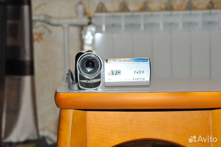 Видеокамера JVC GZ-MG330HER