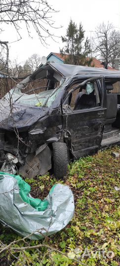 Volkswagen Multivan 2.5 AMT, 2008, битый, 150 000 км