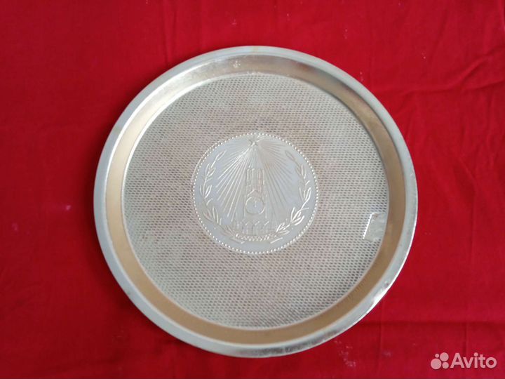 Поднос, диаметр 18 см. СССР