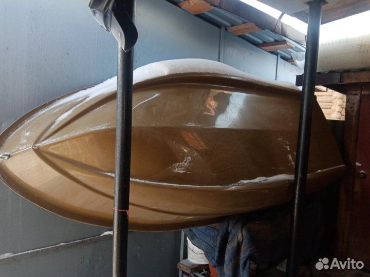 Моторная лодка стеклопластиковая