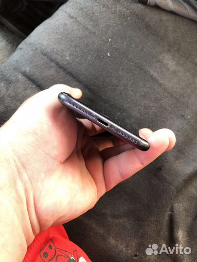 Телефон iPhone 7 128gb