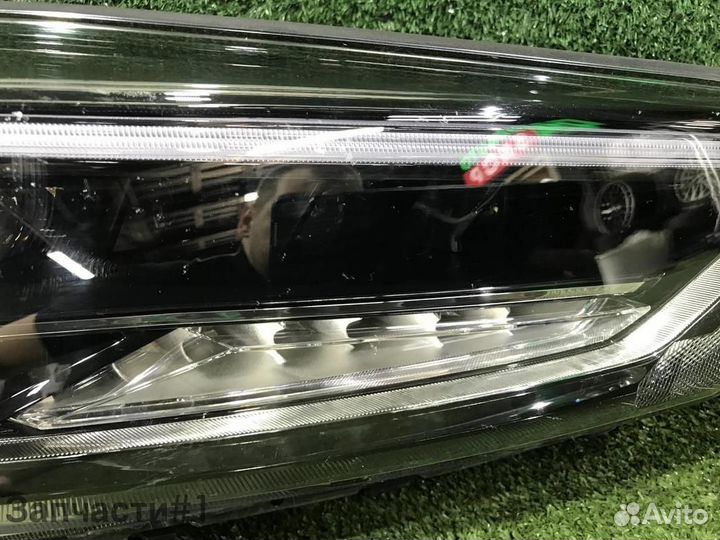 Фара правая Hyundai Tucson 3 (2018-2021) LED