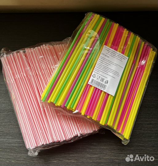 Трубочки (соломки) для напитков