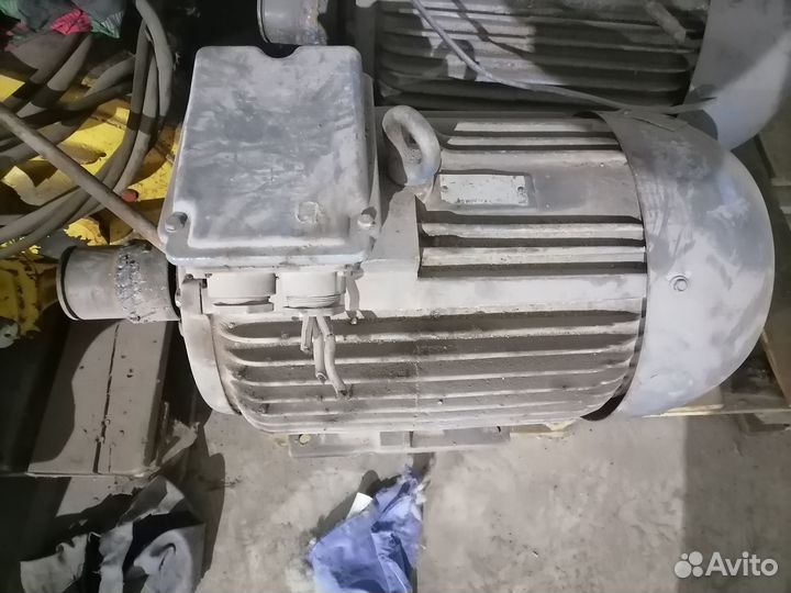 Электродвигатель асинхронный бу