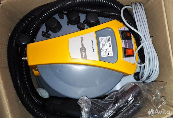 Моющий пылесос новый