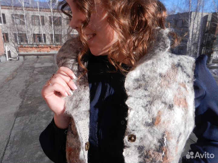 Жилет валяный, ручная работа